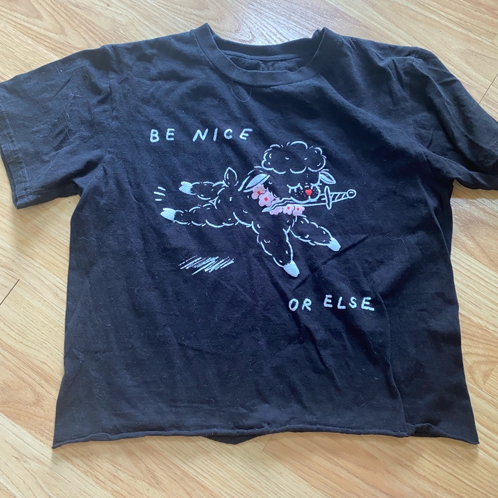 Hot topic shirt, size small